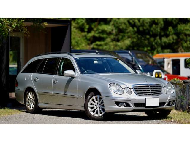 2008 Mercedes-Benz E-Class Wagon – thumbnail 3