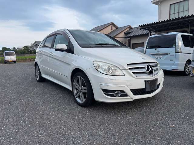2011 Mercedes-Benz B-Class – thumbnail 4
