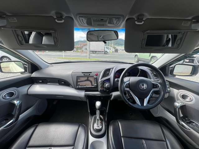 2010 Honda CR-Z – thumbnail 2
