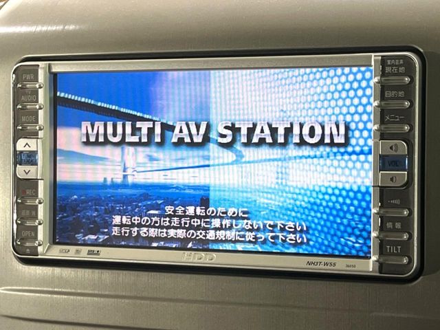 2005 Toyota Alphard – thumbnail 2