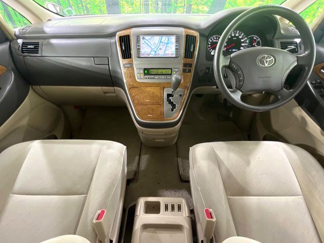 2005 Toyota Alphard – thumbnail 4