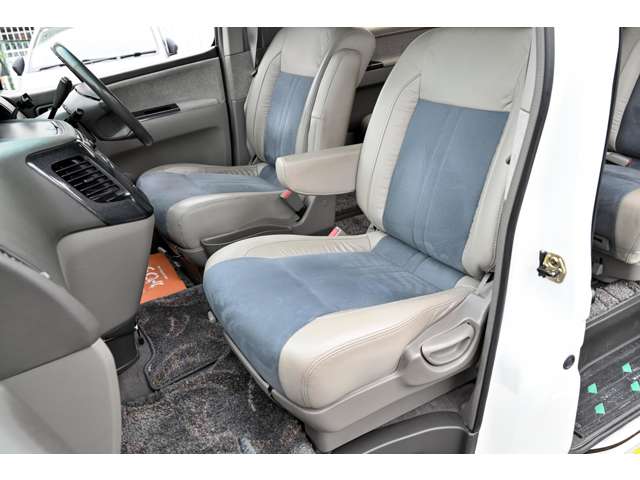 1998 Nissan Elgrand – thumbnail 3