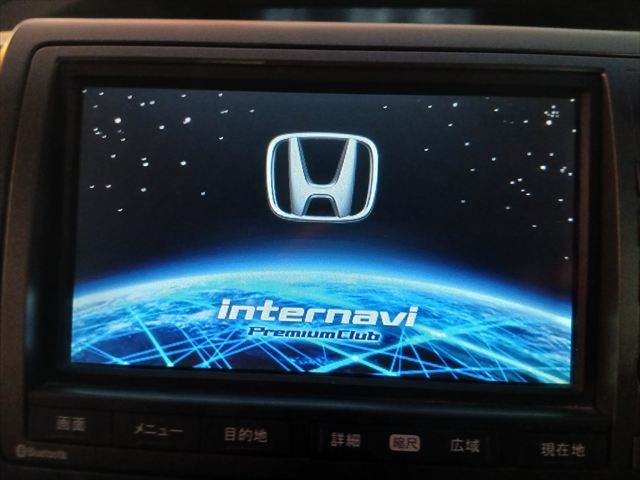 2010 Honda Stepwgn – thumbnail 4
