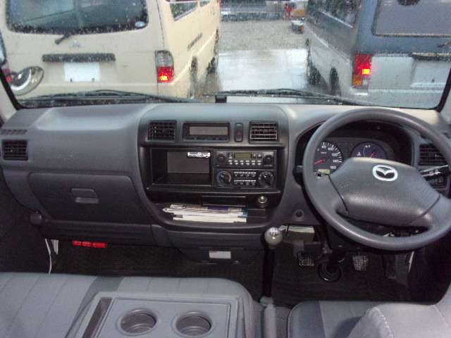 2010 Mazda Bongo Brawny Van – thumbnail 3