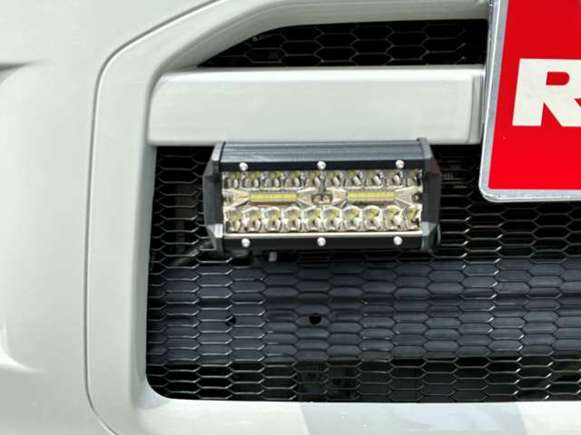 2007 Mitsubishi Delica D:5 – thumbnail 4
