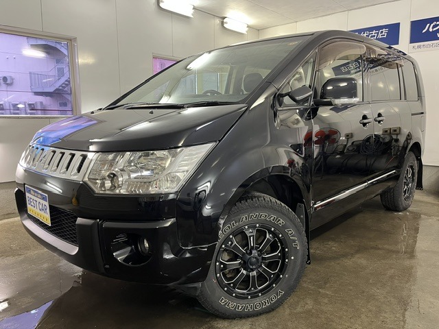 2011 Mitsubishi Delica D:5