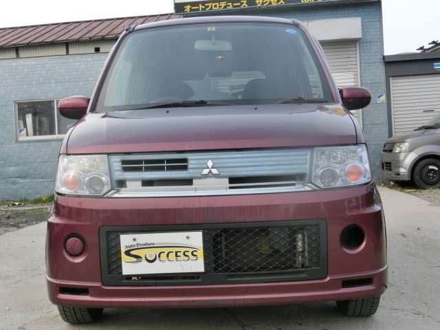 2011 Mitsubishi Toppo – thumbnail 3