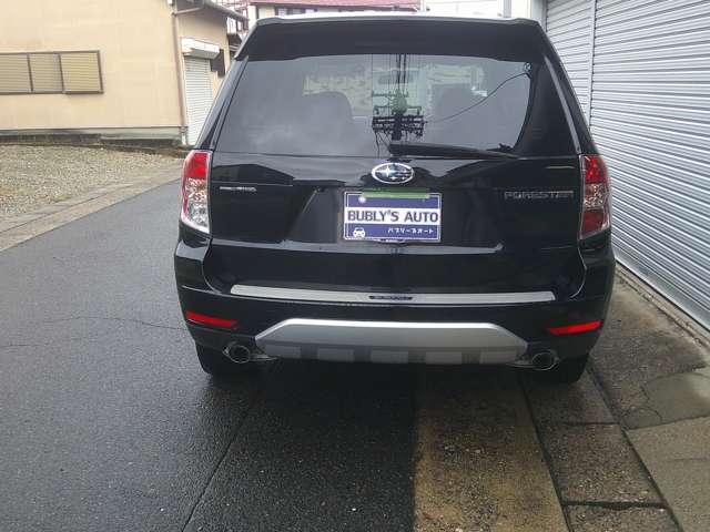 2011 Subaru Forester – thumbnail 4