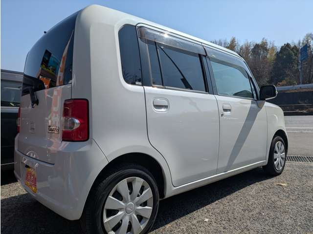 2011 Daihatsu Move Conte – thumbnail 2