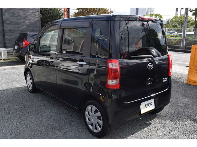 2011 Daihatsu Tanto Exe – thumbnail 4