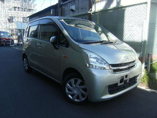 2011 Daihatsu Move – thumbnail 3