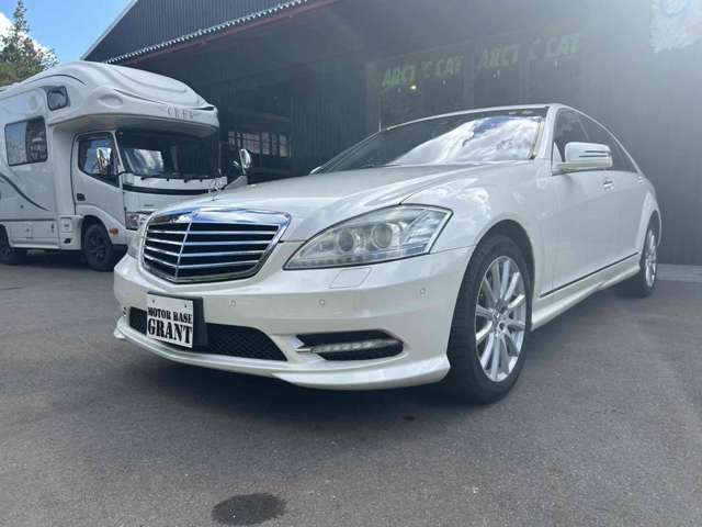2010 Mercedes-Benz S-Class – thumbnail 2