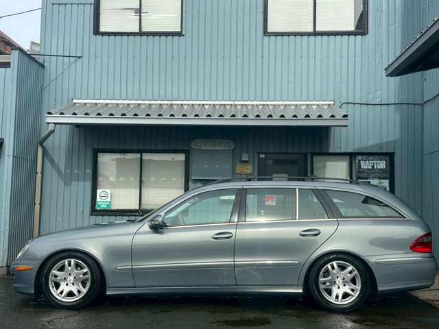 2007 Mercedes-Benz E-Class Wagon – thumbnail 4