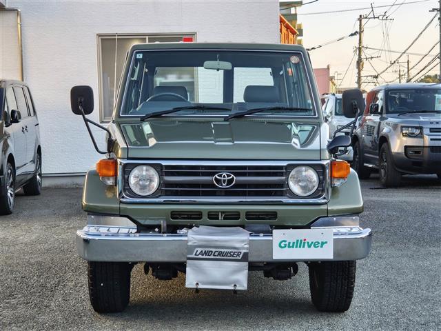 1998 Toyota Land Cruiser 70 – thumbnail 4