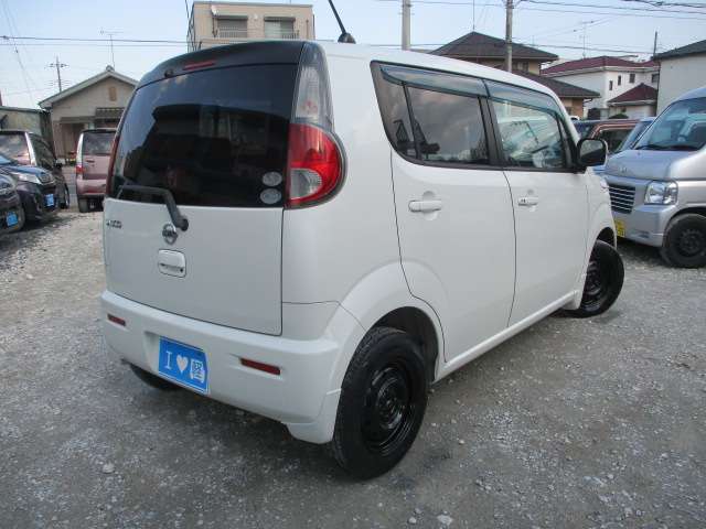 2011 Nissan Moco – thumbnail 2