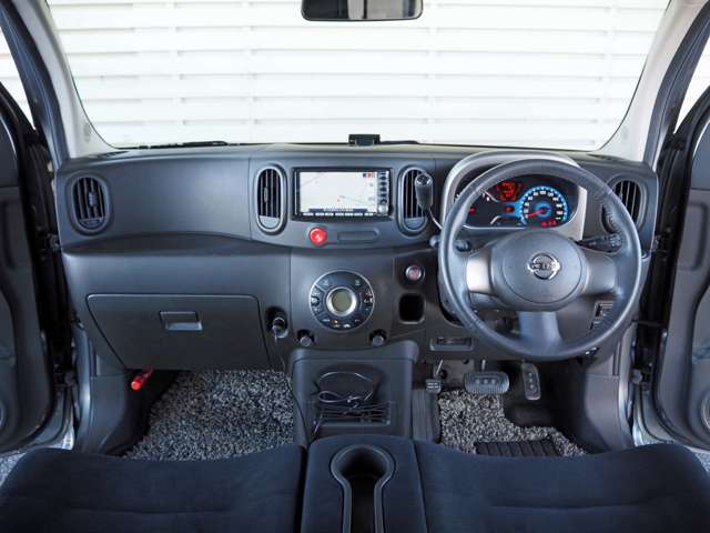 2009 Nissan Cube – thumbnail 3