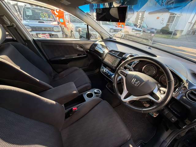 2009 Honda Stream – thumbnail 4