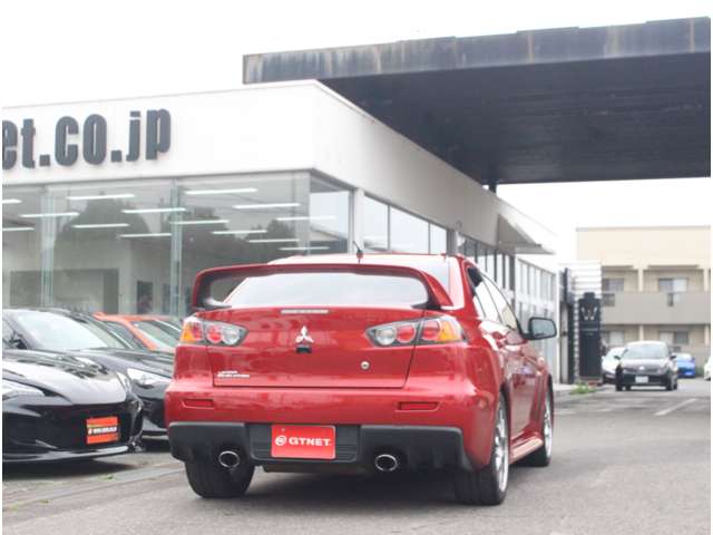 2011 Mitsubishi Lancer Evolution – thumbnail 2