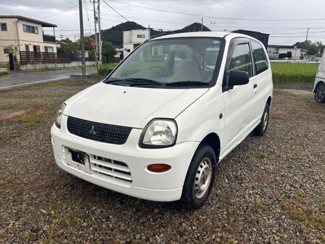 2011 Mitsubishi Minica – thumbnail 3