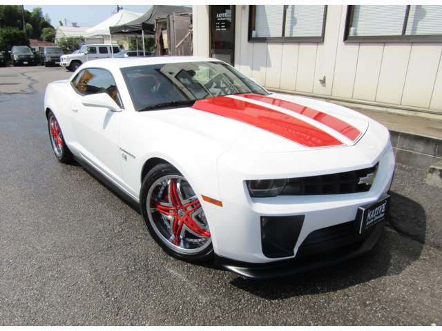 2010 Chevrolet Camaro – thumbnail 2