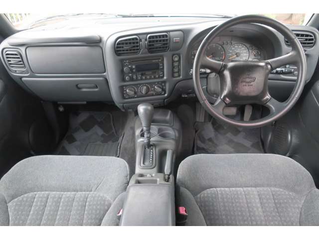 2002 Chevrolet Blazer – thumbnail 3