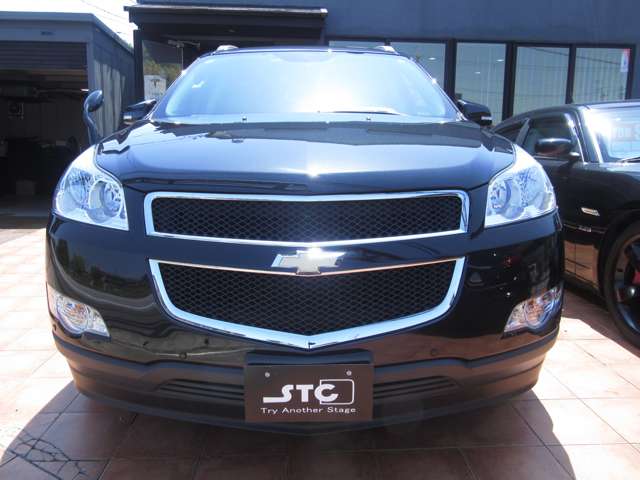 2011 Chevrolet Traverse – thumbnail 2