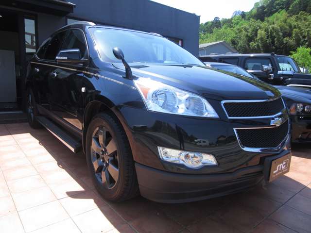 2011 Chevrolet Traverse – thumbnail 3