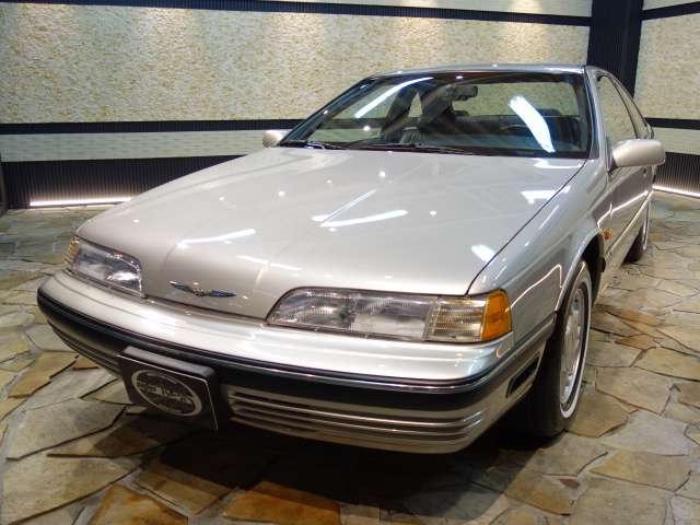 1990 Ford Thunderbird – thumbnail 2