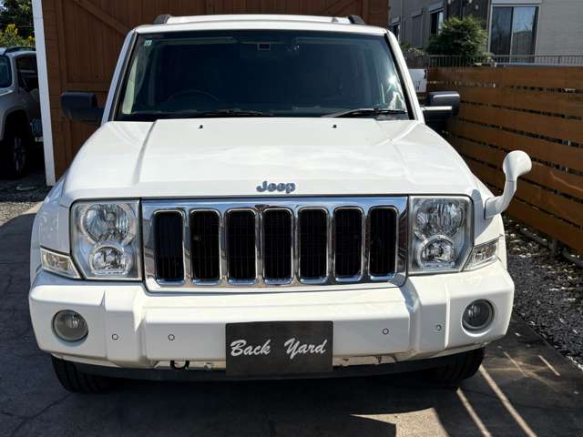 2007 Jeep Commander – thumbnail 3