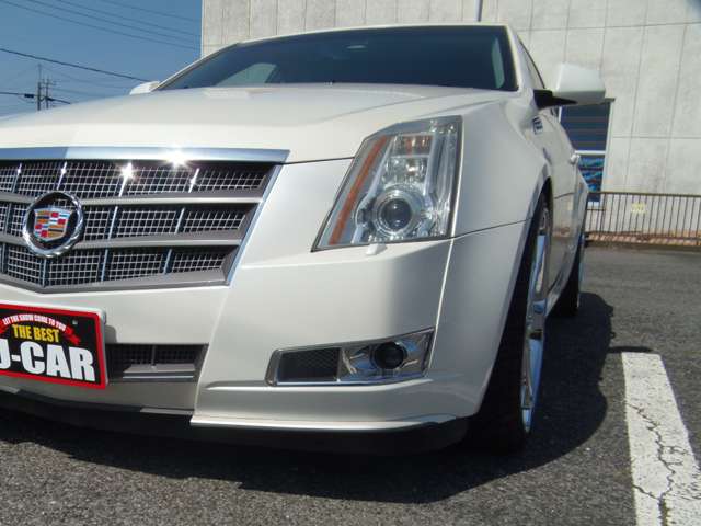 2010 Cadillac CTS – thumbnail 2