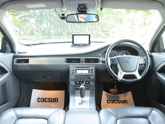 2009 Volvo V70 – thumbnail 4