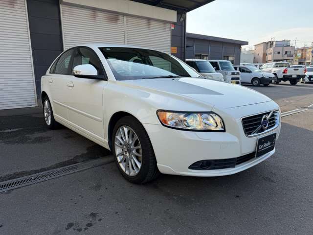 2011 Volvo S40 – thumbnail 3