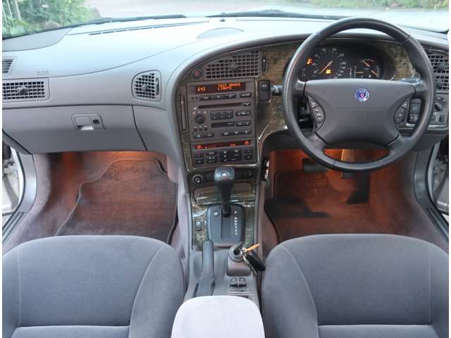 2000 Saab 9-5 – thumbnail 3