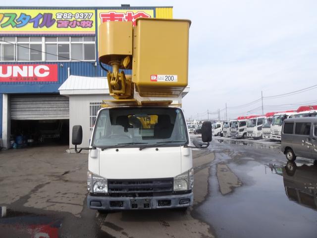 2008 Isuzu Elf – thumbnail 2