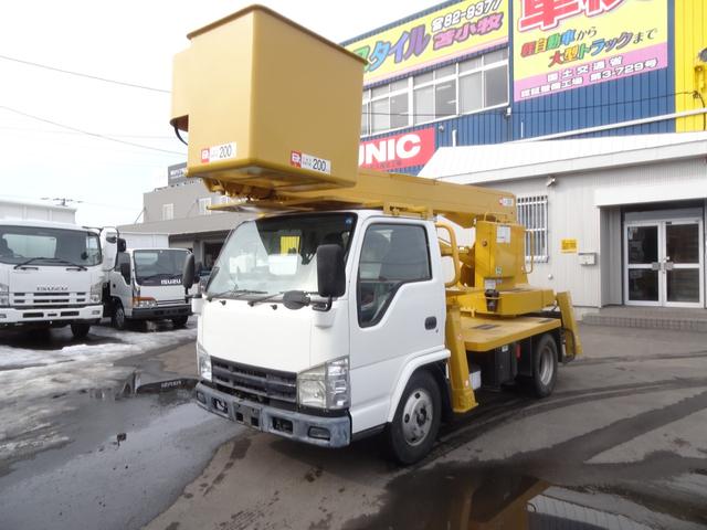 2008 Isuzu Elf – thumbnail 3