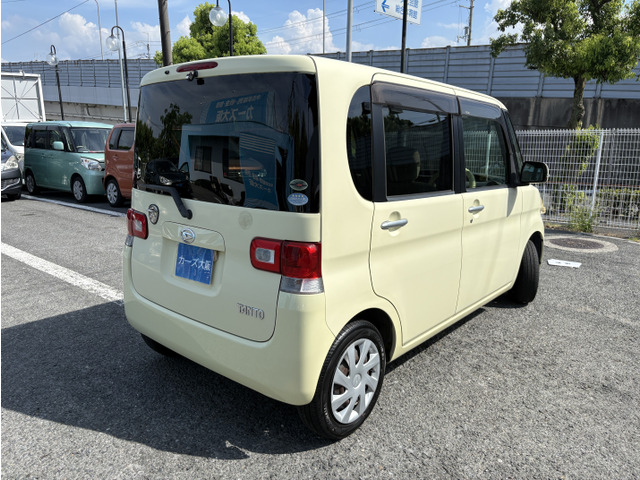 2009 Daihatsu Tanto – thumbnail 4