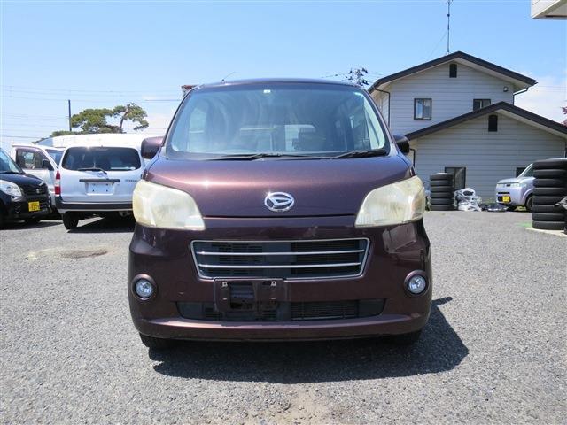 2011 Daihatsu Tanto Exe – thumbnail 2