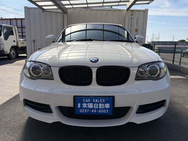 2010 BMW 1 Series Coupe – thumbnail 2