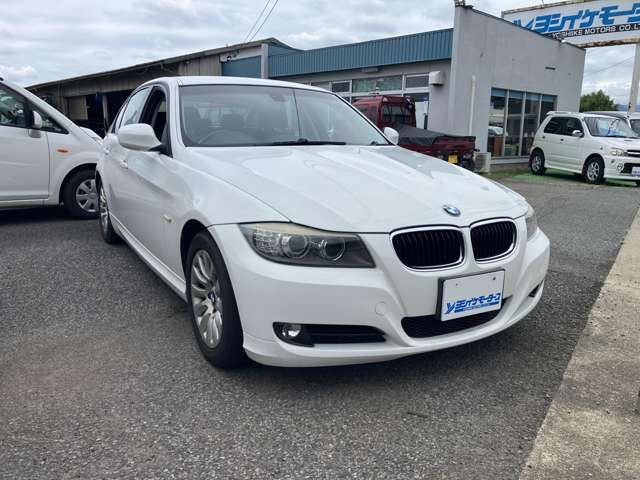 2009 BMW 3 Series – thumbnail 3