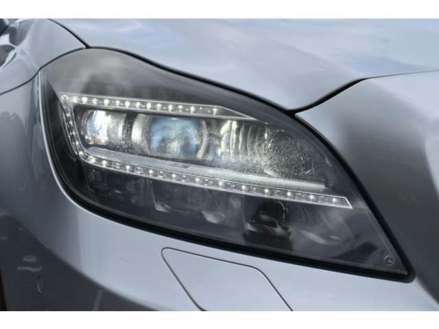 2011 Mercedes-Benz CLS-Class – thumbnail 3