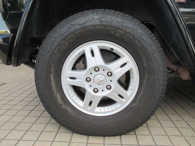 2004 Mercedes-Benz G-Class – thumbnail 4