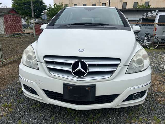 2010 Mercedes-Benz B-Class – thumbnail 2