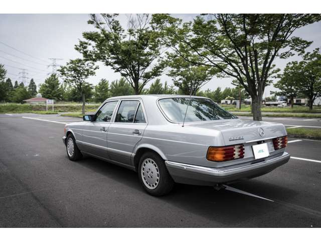 1986 Mercedes-Benz S-Class – thumbnail 3