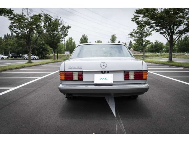 1986 Mercedes-Benz S-Class – thumbnail 4