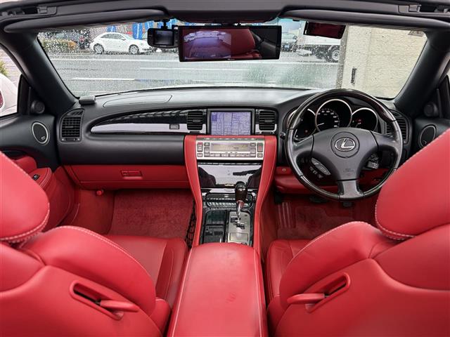 2009 Lexus SC – thumbnail 4