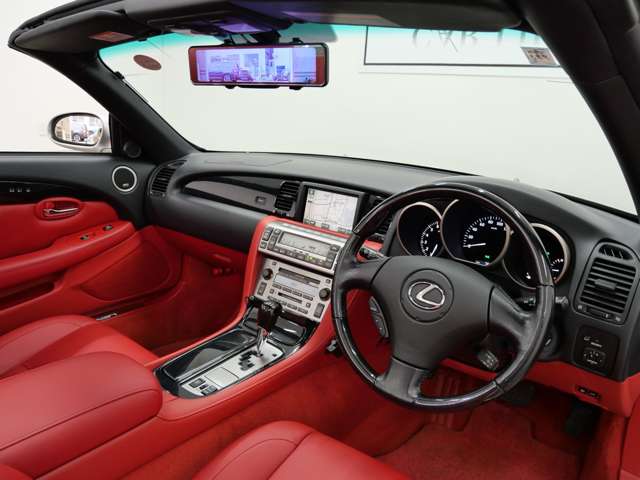 2006 Lexus SC – thumbnail 3