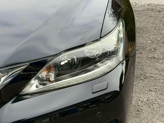 2011 Lexus CT – thumbnail 4