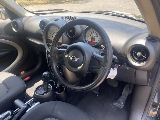 2011 MINI MINI Crossover – thumbnail 3