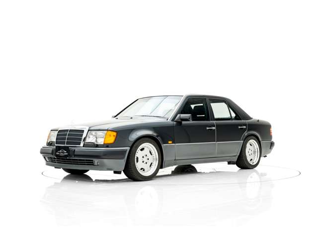 1992 Mercedes-Benz Midium Class – thumbnail 3