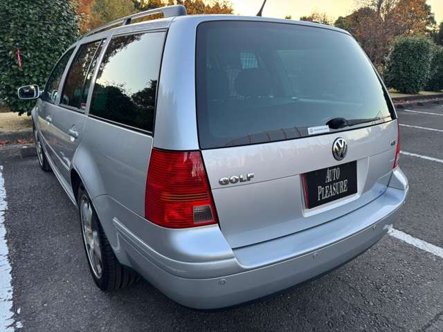 2005 Volkswagen Golf Wgn – thumbnail 2